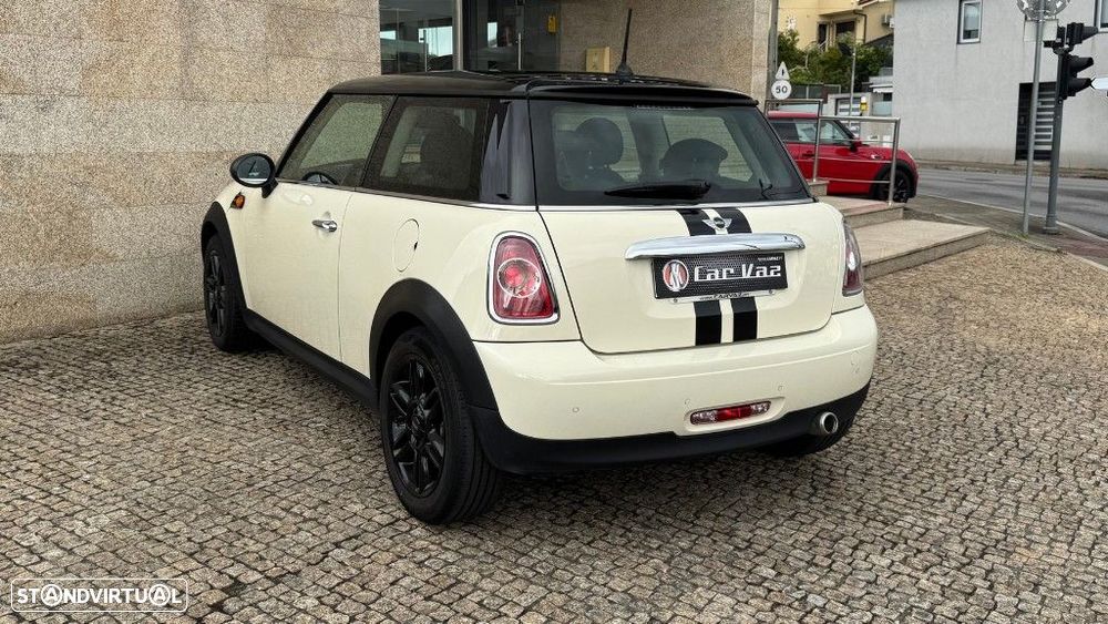 MINI 3 Portas Cooper D - 8