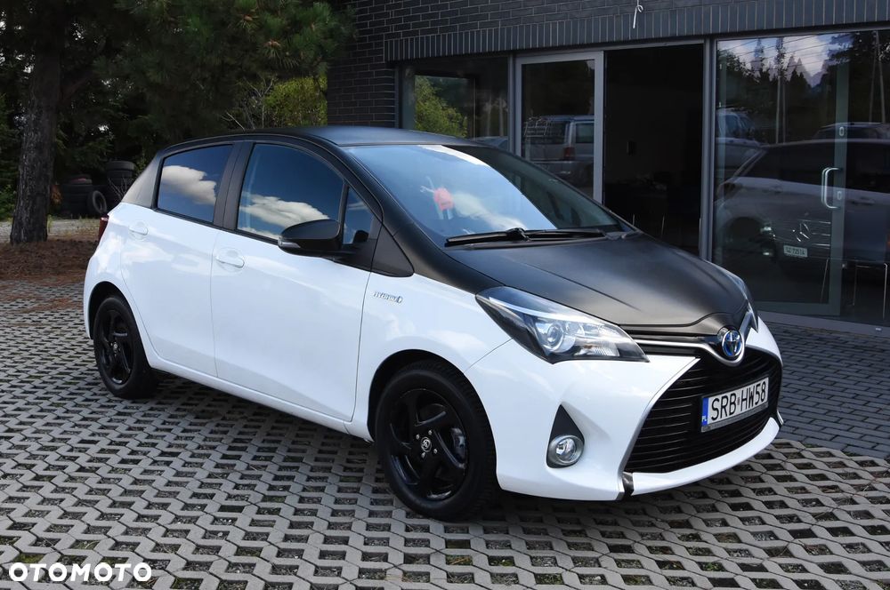 Toyota Yaris Hybrid 100 Premium