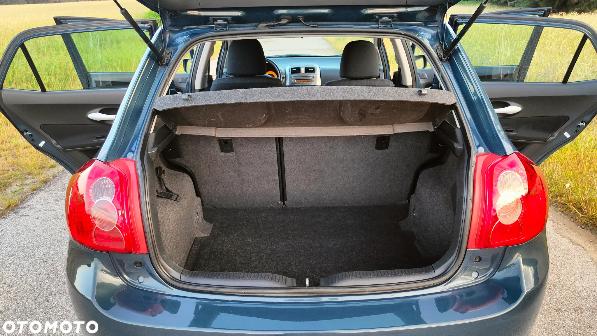 Toyota Auris 1.6 VVT-i Premium - 18