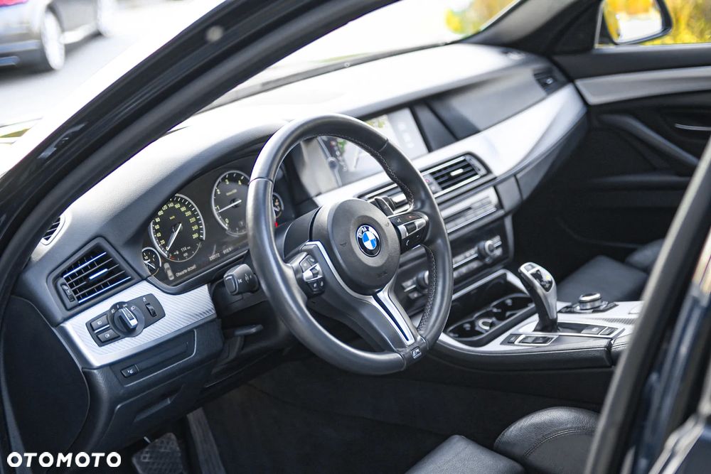 BMW Seria 5 525d - 6