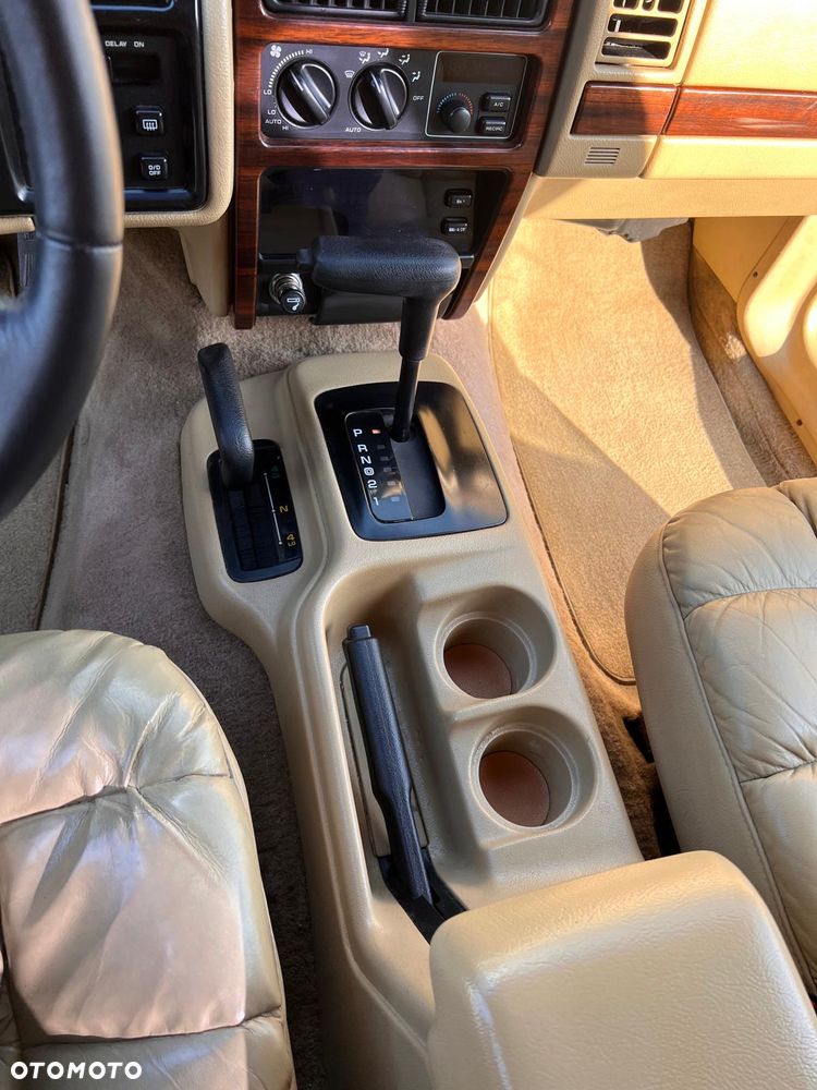 Jeep Grand Cherokee - 13