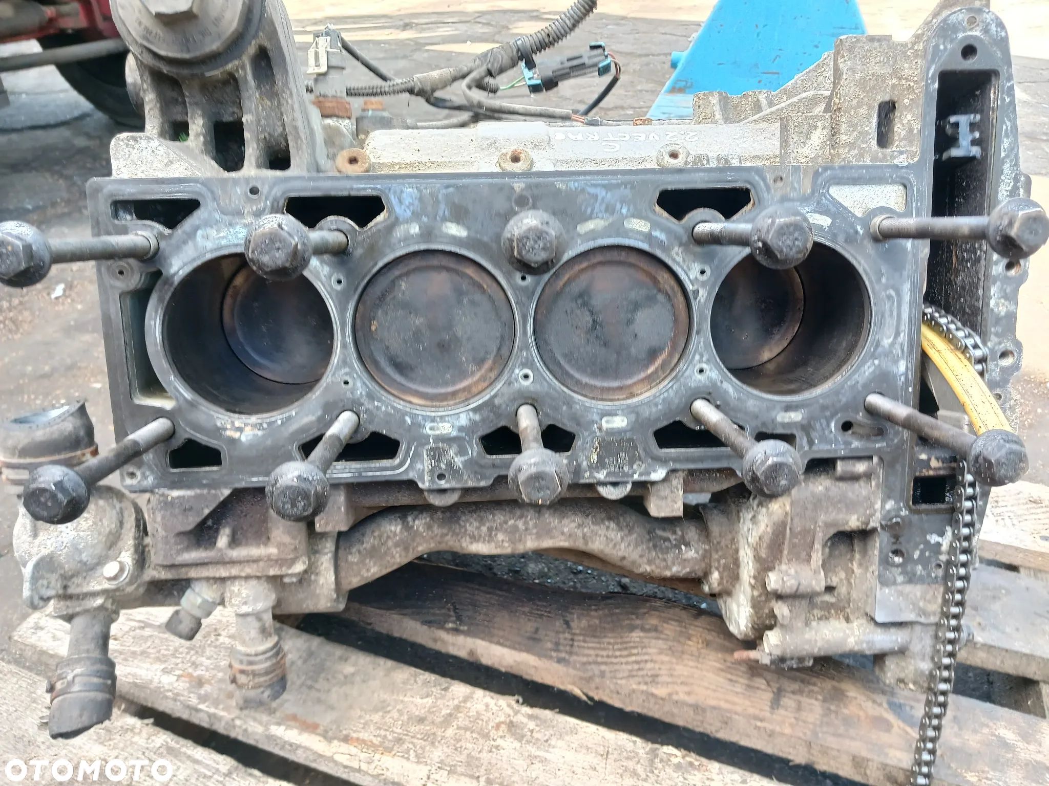 Blok silnika Opel Vectra C Zafra astra 2,2B Z22SE - 1
