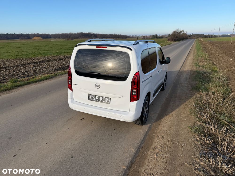Opel Combo 1.5 D Start/Stop Elegance - 8