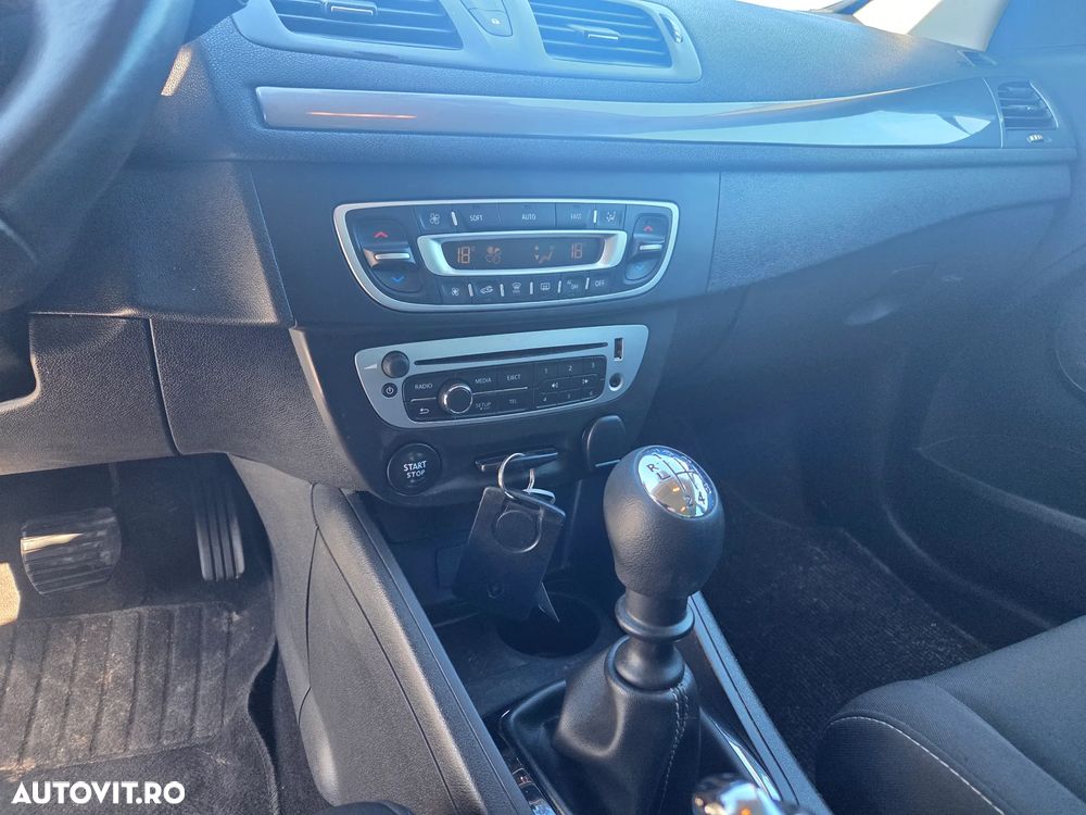 Renault Megane ENERGY dCi 110 LIMITED - 16
