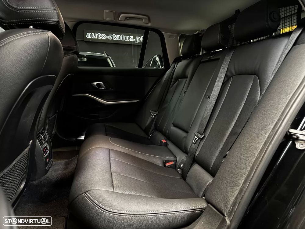 BMW 318 d Touring Auto - 34