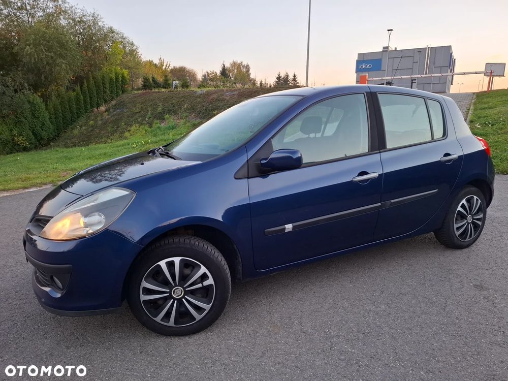 Renault Clio 2006 photo 3