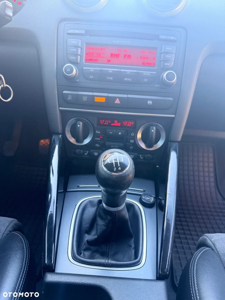 Audi A3 Sportback 1.6 Ambition - 8