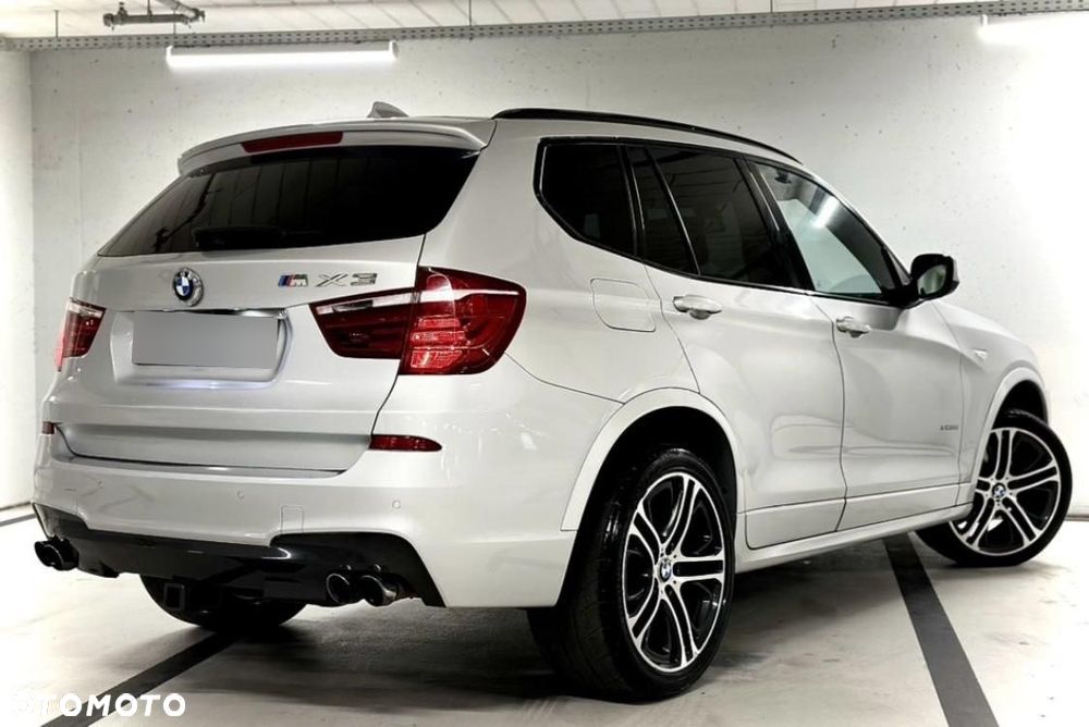 BMW X3 28i xDrive - 16