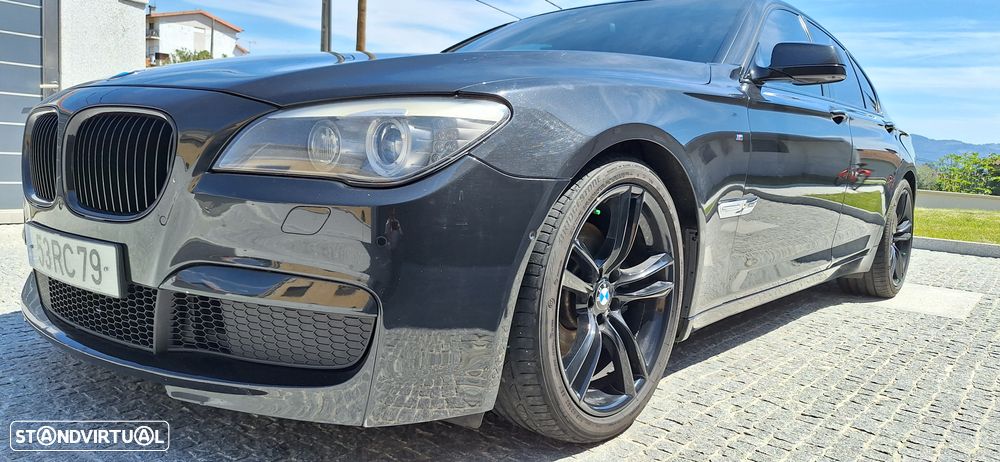 BMW 740 d xDrive Pack M - 4