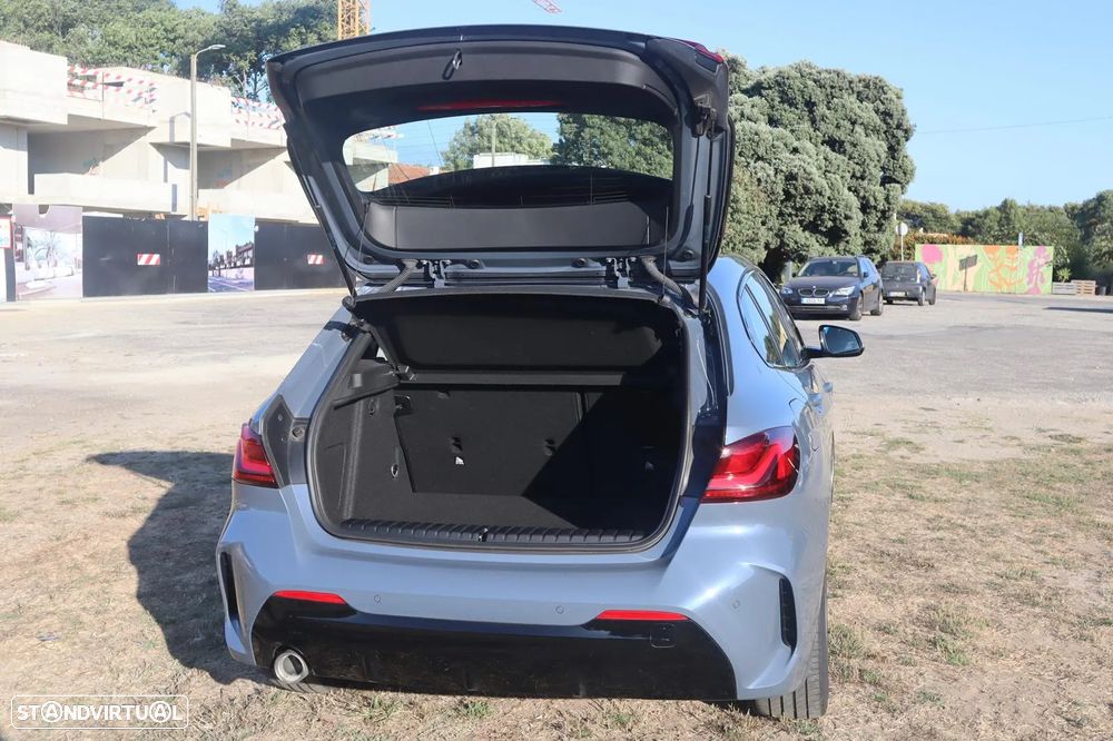 BMW 116 d Pack Desportivo M - 7