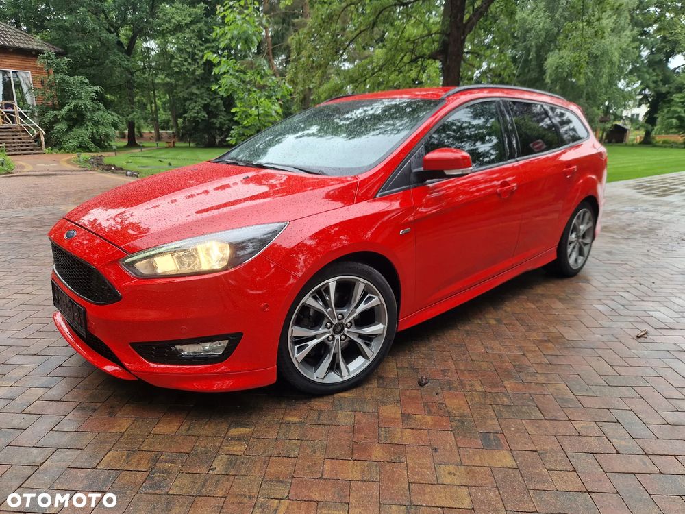 Ford Focus 2.0 TDCi ST-Line Red ASS - 39