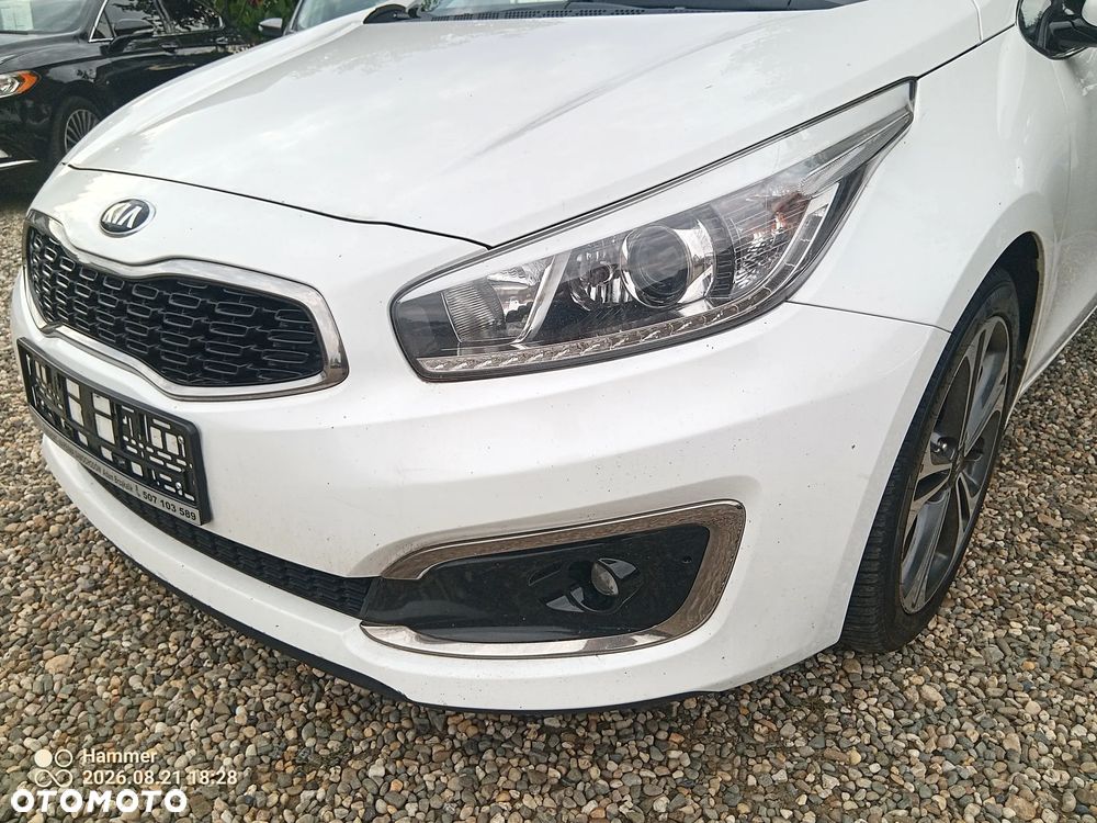 Kia Ceed 1.6 CRDi 136 ISG Edition 7 - 14