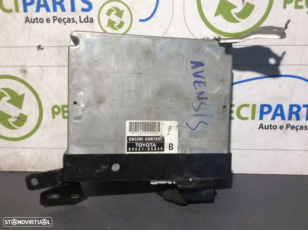 Centralina Motor Toyota Avensis  1758008292  89661-05A40 - 1