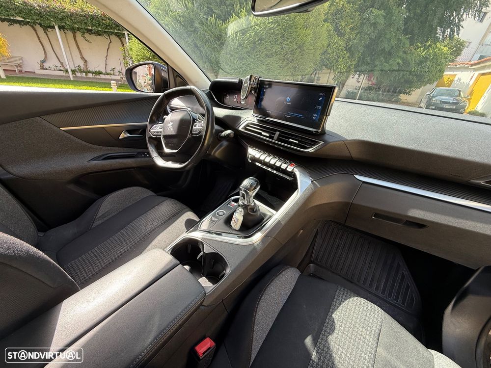 Peugeot 3008 1.5 BlueHDi Style - 3