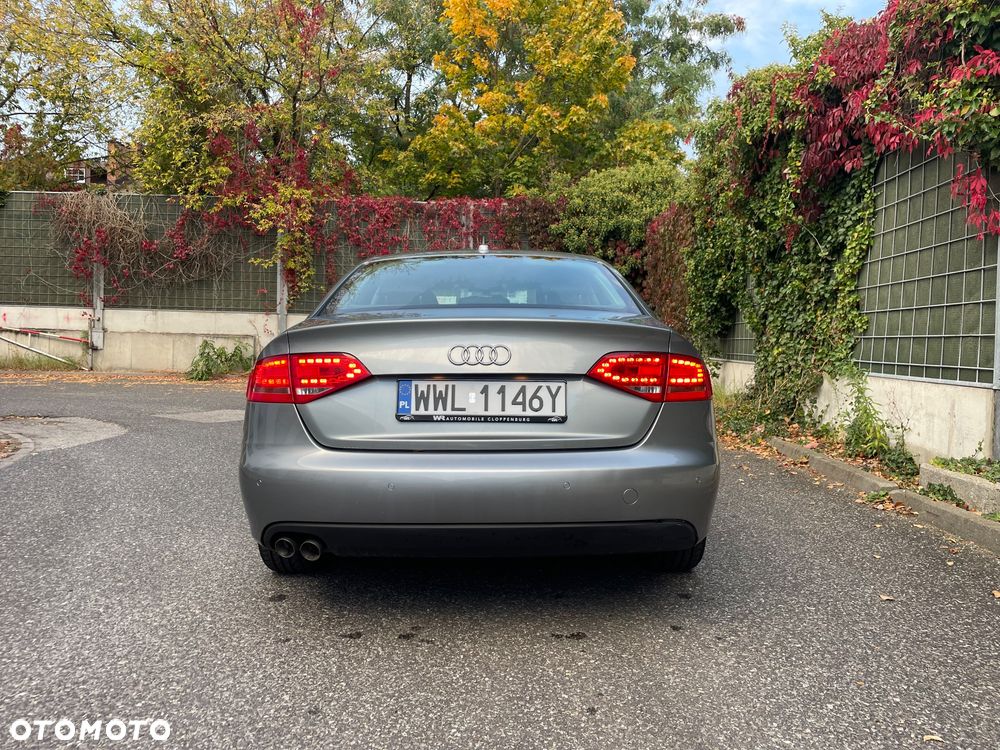 Audi A4 Limousine - 7