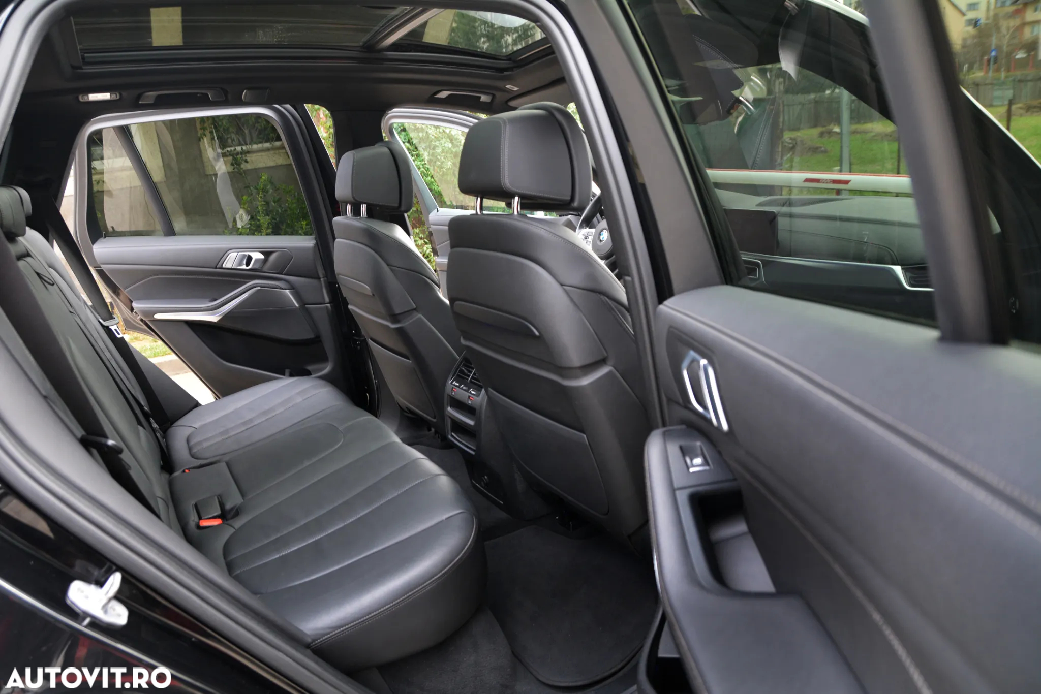 BMW X5 M M50d - 13