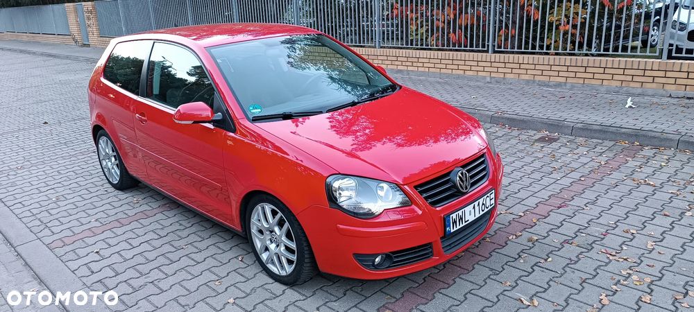Volkswagen Polo - 2