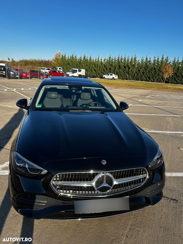 Mercedes-Benz C 300 4Matic T 9G-TRONIC Avantgarde Advanced - 3