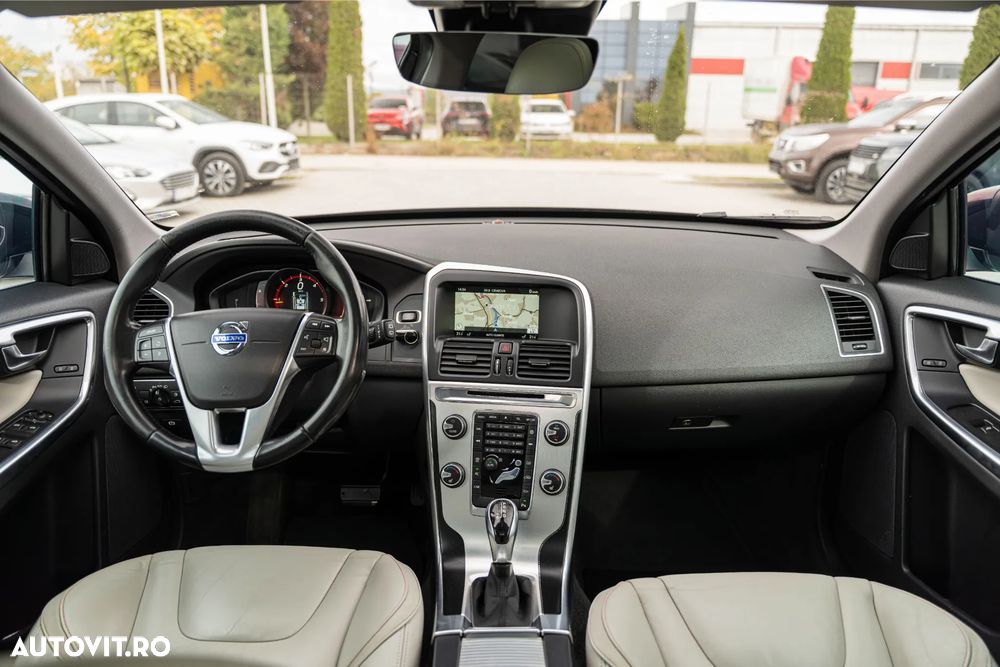Volvo XC 60 D4 AWD Geartronic Inscription - 7