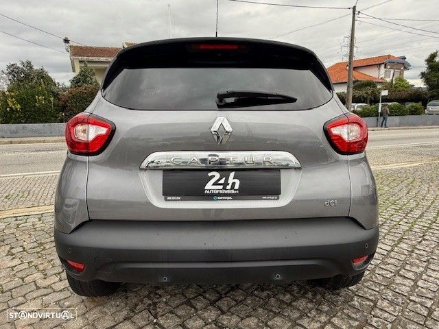 Renault Captur 1.5 dCi Exclusive EDC - 4