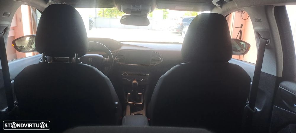 Peugeot 308 1.2 PureTech Style - 43