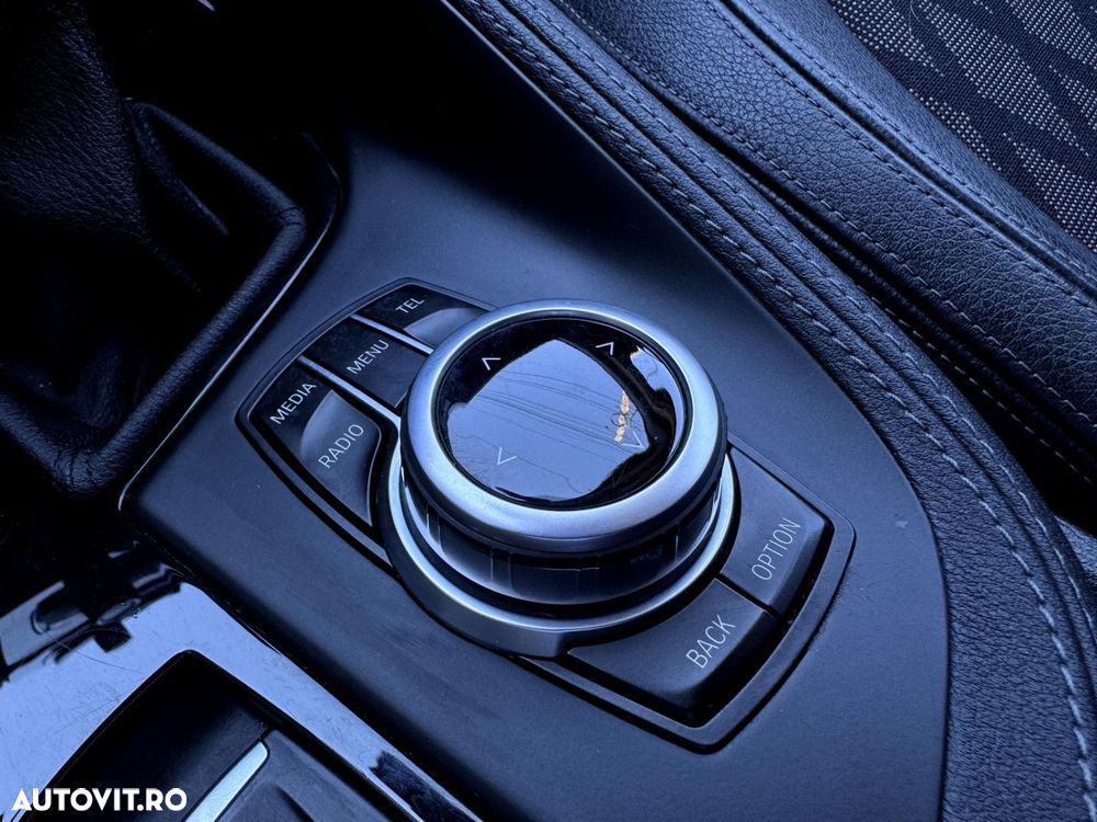 BMW X1 - 15