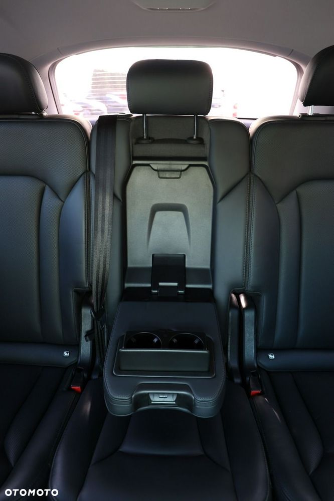Audi Q7 3.0 TDI ultra Quattro Tiptronic - 25