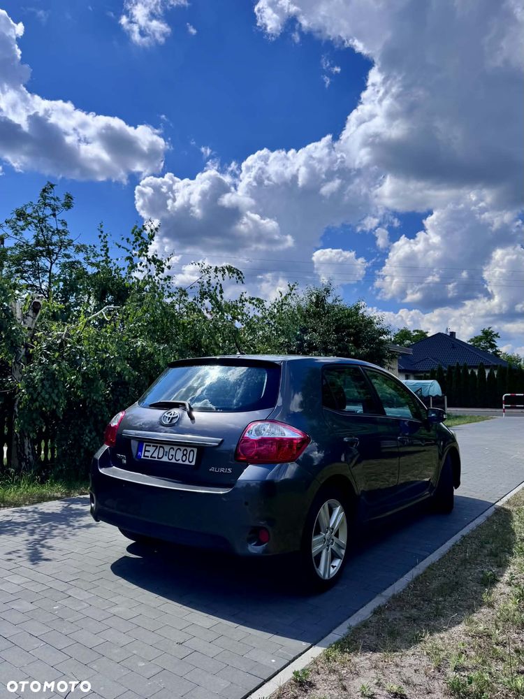 Toyota Auris - 9