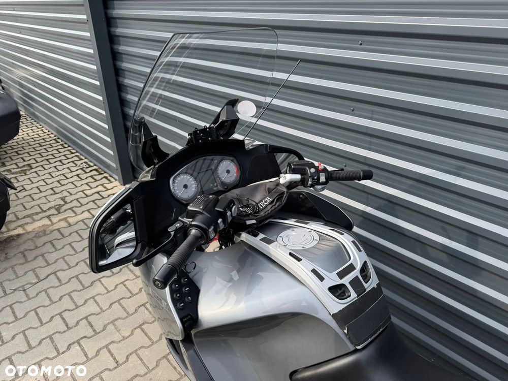 BMW R - 9