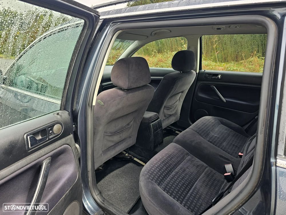 VW Passat Variant 1.9 TDi Conf.Plus 6V - 14