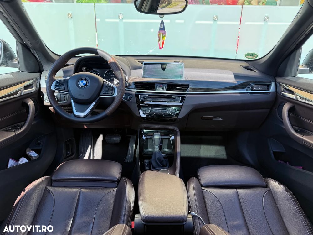 BMW X1 xDrive20d Aut. Sport Line - 8
