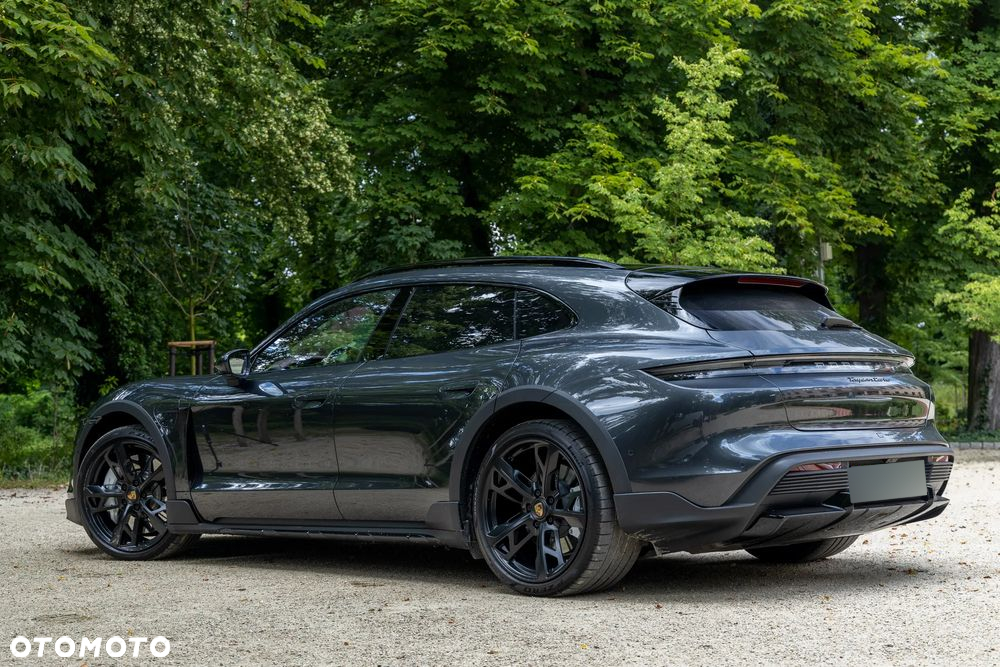 Porsche Taycan GTS - 6