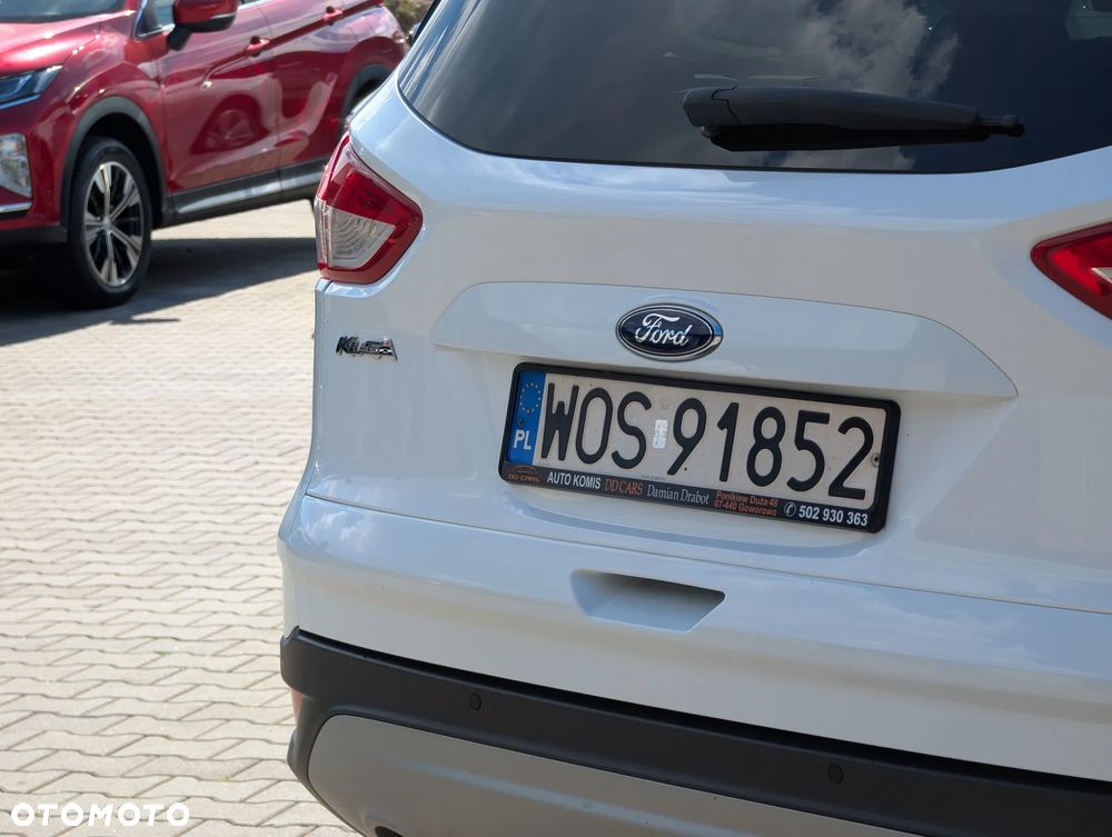 Ford Kuga 1.6 EcoBoost 2x4 Titanium - 17