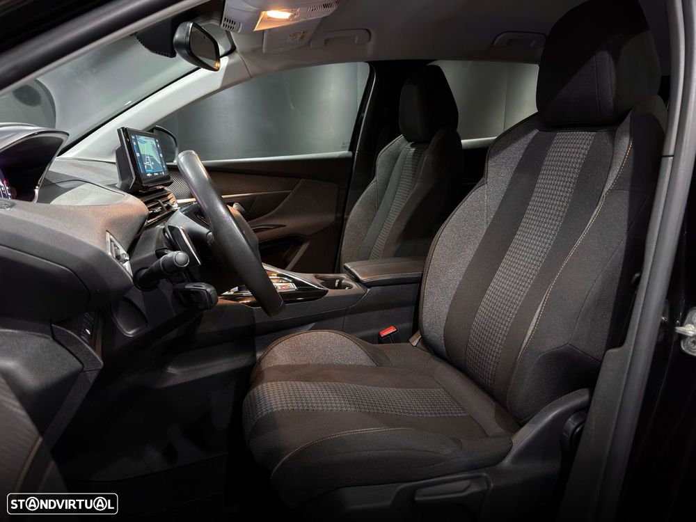 Peugeot 3008 1.2 PureTech Allure EAT8 - 16