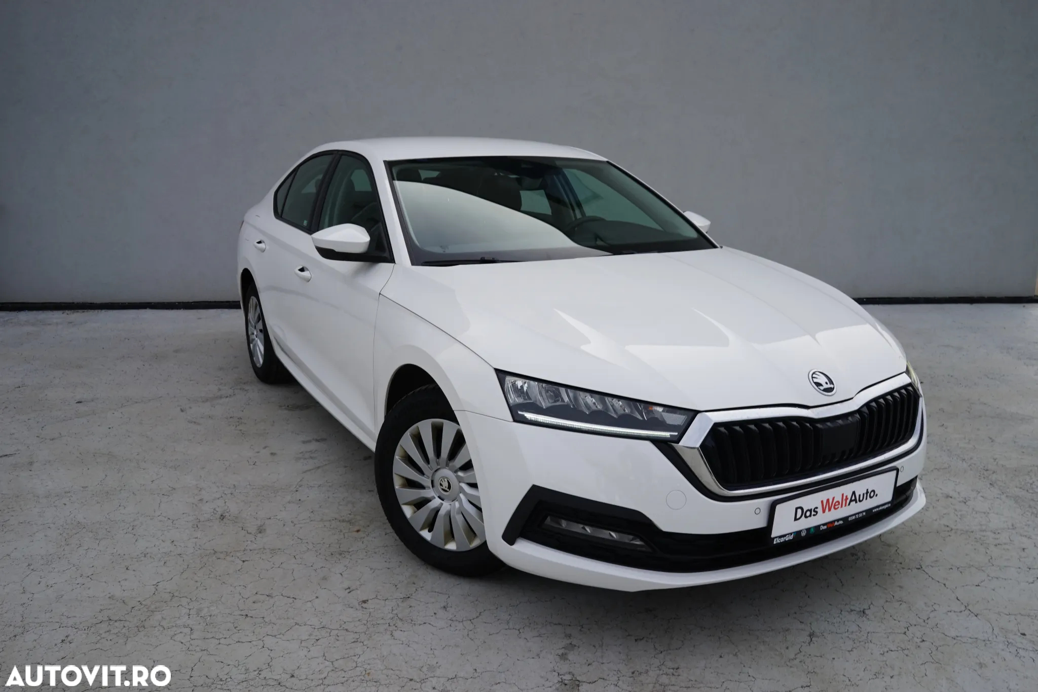 Skoda Octavia 2.0 TDI DSG Ambition - 8