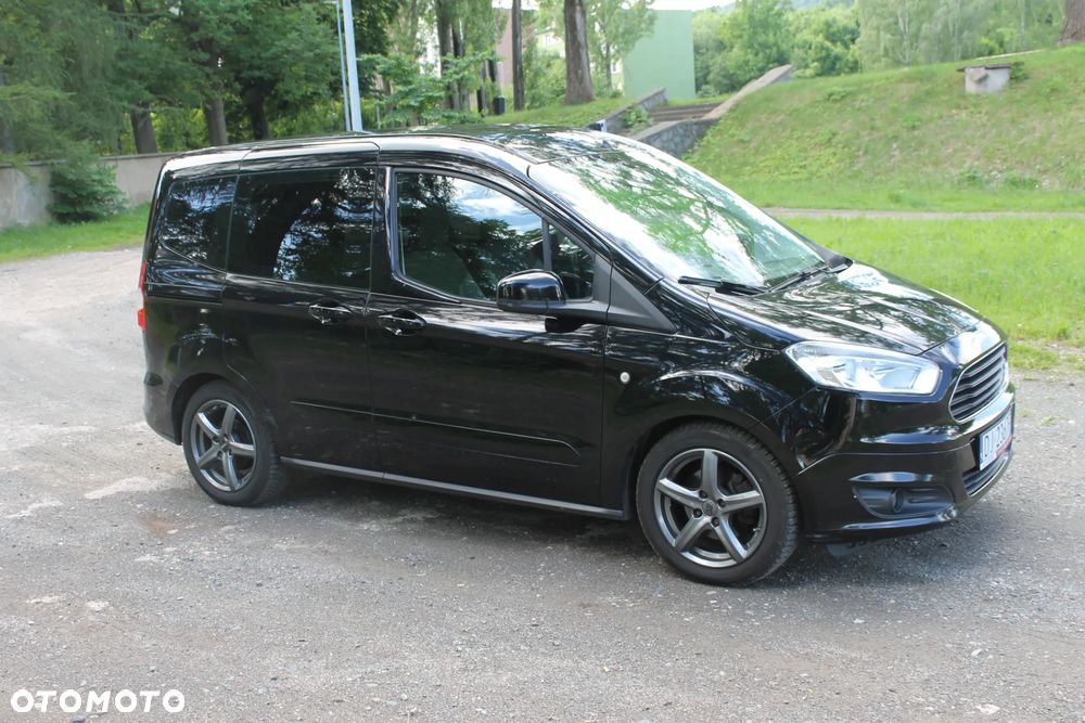 Ford Tourneo Courier 1.5 TDCi Sport - 15