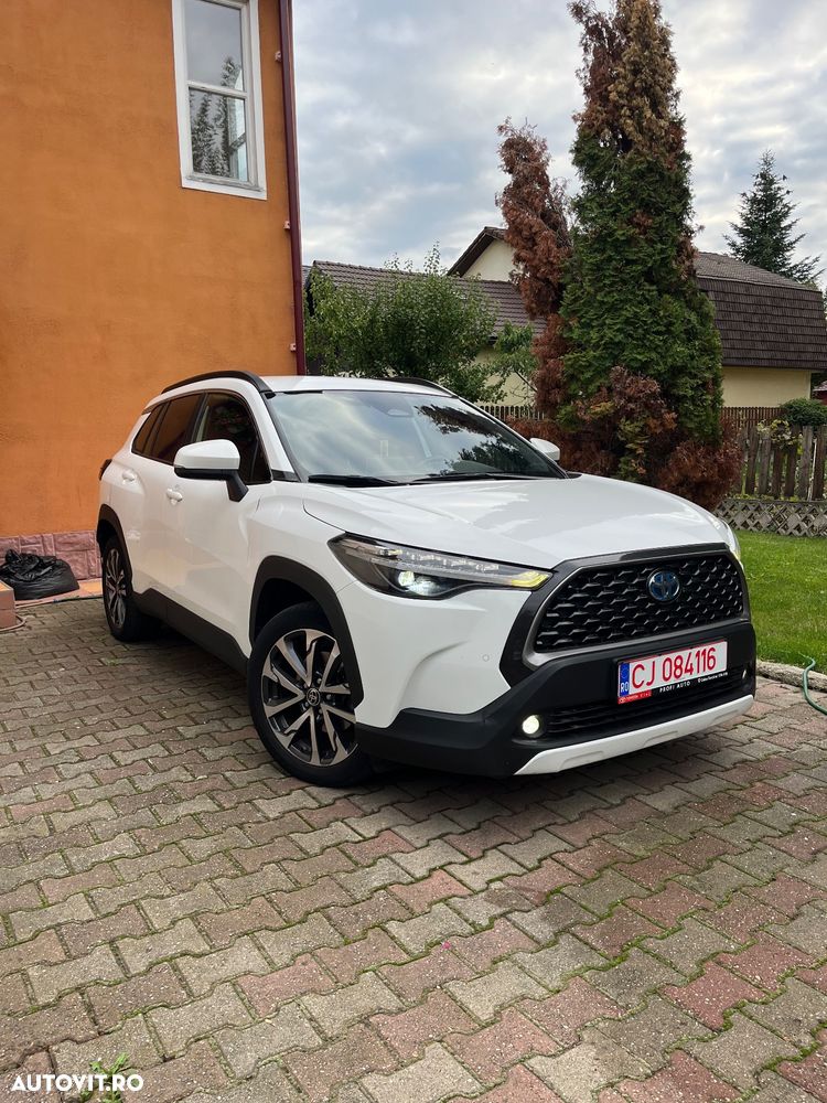 Toyota Corolla Cross Hybrid 2.0 VVT-i Lounge - 1