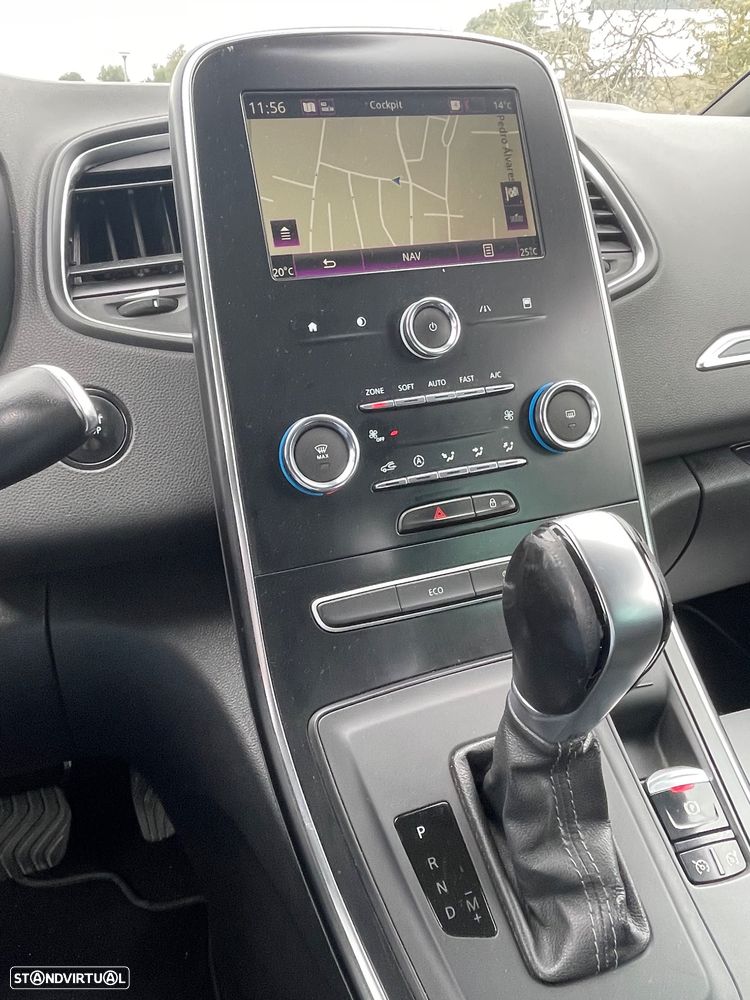 Renault Scénic - 13