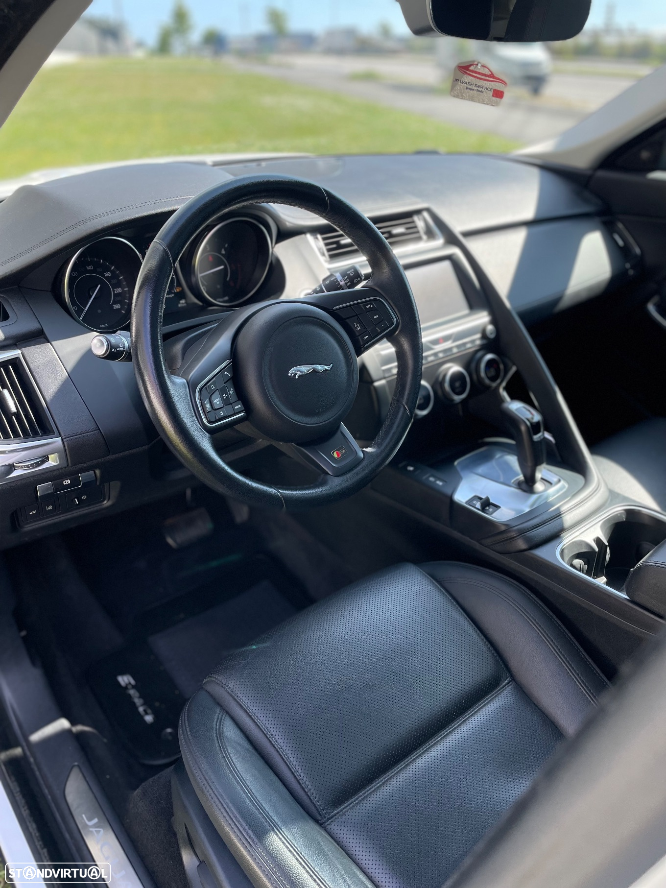 Jaguar E-Pace 2.0 i4D R-Dynamic S AWD Aut. - 7
