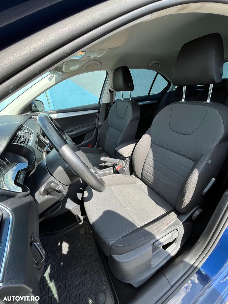 Skoda Octavia 1.6 TDI DSG Style - 9