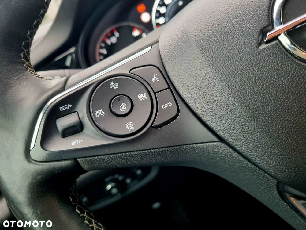 Opel Insignia 2.0 CDTI automatik Innovation - 16