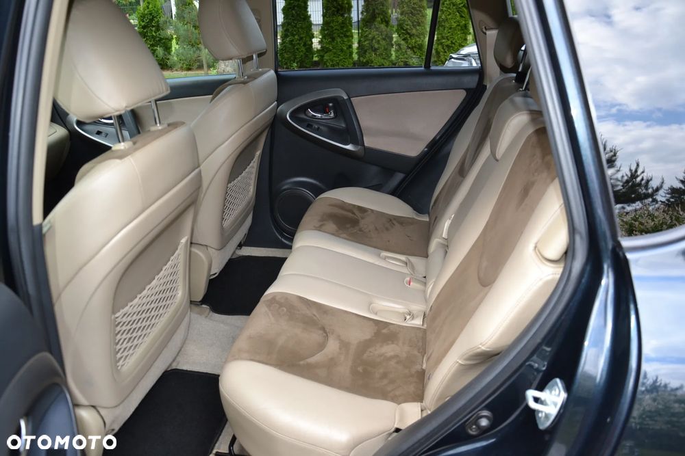 Toyota RAV4 2.0 VVT-i Premium MS - 11