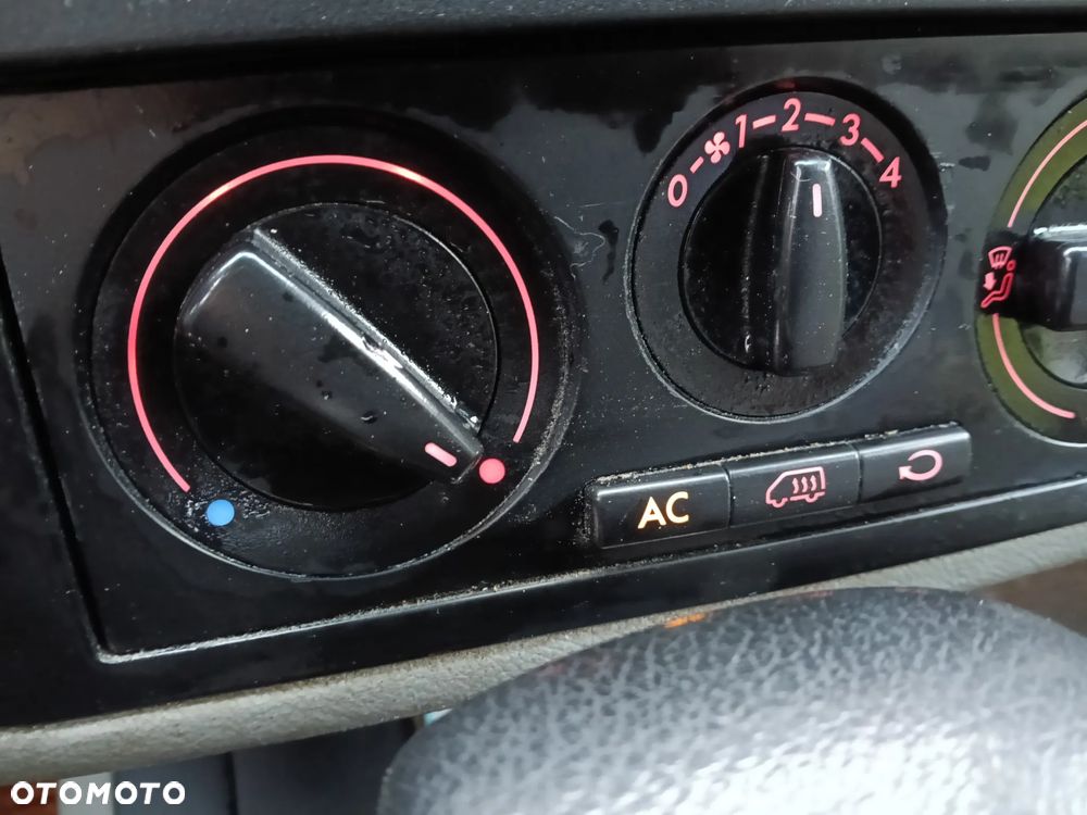 Volkswagen Sharan 1.8 5V Turbo Automatik Exclusive Edition - 16