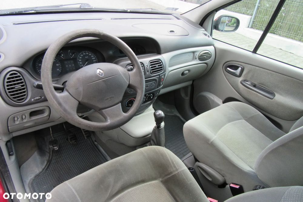 Renault Scenic - 4