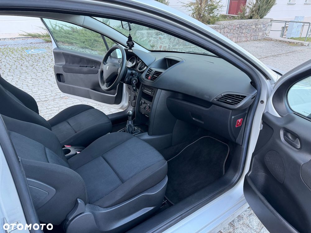 Peugeot 207 95 VTi Filou - 12