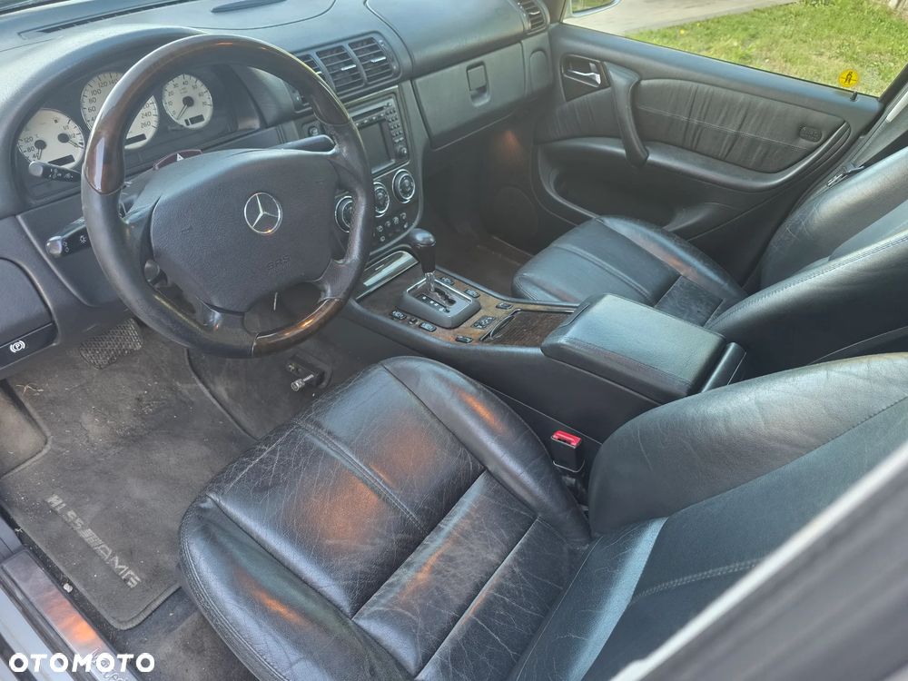 Mercedes-Benz ML 55 AMG - 24