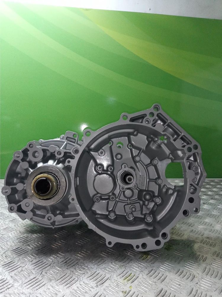 Caixa de Velocidades Recondicionada VW Transporter 2.4D de 1997 - 1