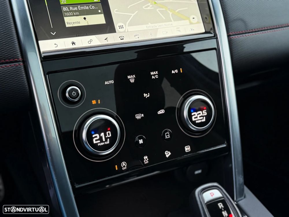 Land Rover Discovery Sport 1.5 I3 P300e AWD R-Dynamic SE - 29