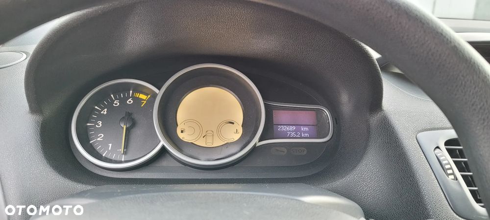 Renault Megane 1.6 16V Expression - 13