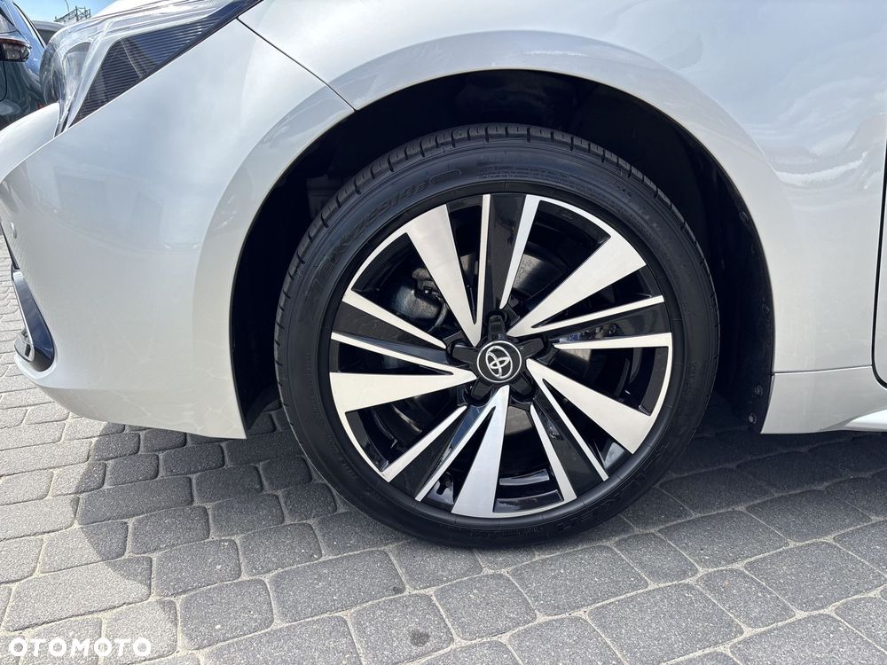 Toyota Corolla - 10